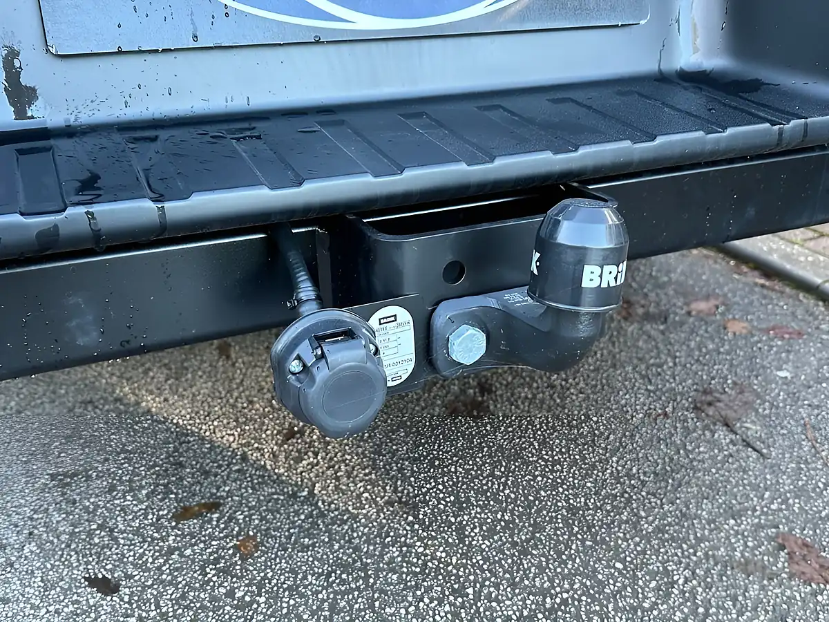 Used 2025 Isuzu D-Max Utility Diff Lock Obsidian Grey - Interior and Exterior details 14
