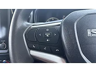 Used 2025 Isuzu D-Max Utility Diff Lock White - Interior and Exterior details 13