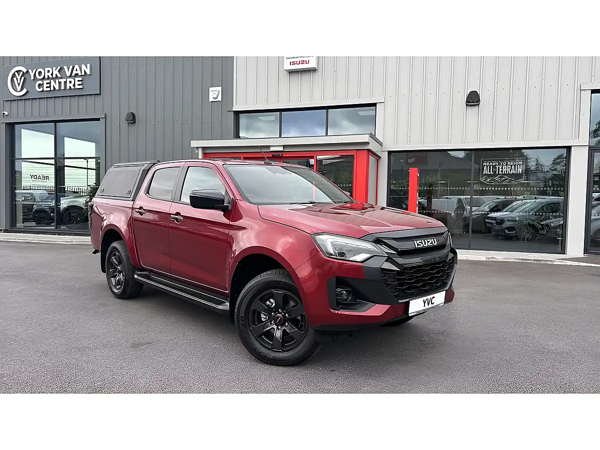 Used 2025 Isuzu D-Max V-Cross Commercial Red - Front View