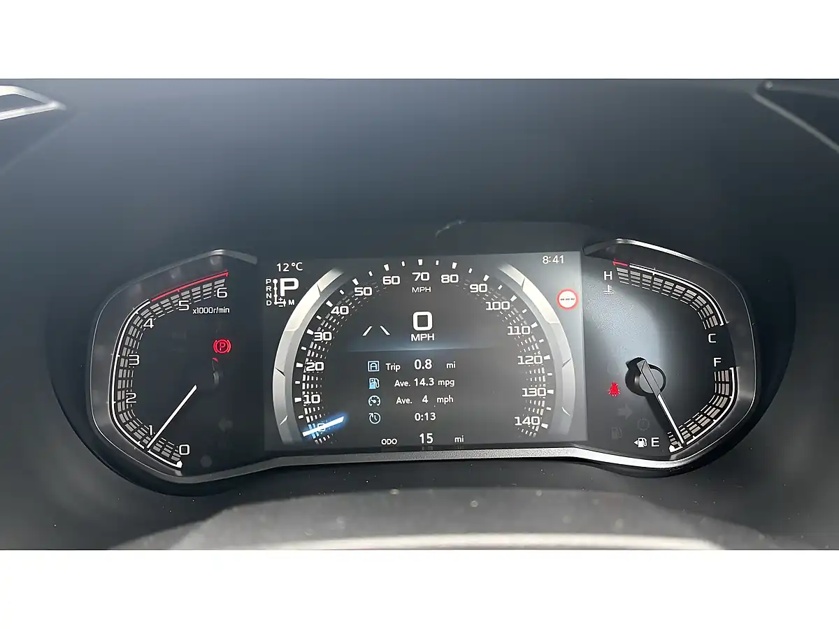 Used 2025 Isuzu D-Max V-Cross Commercial Red - Interior and Exterior details 15