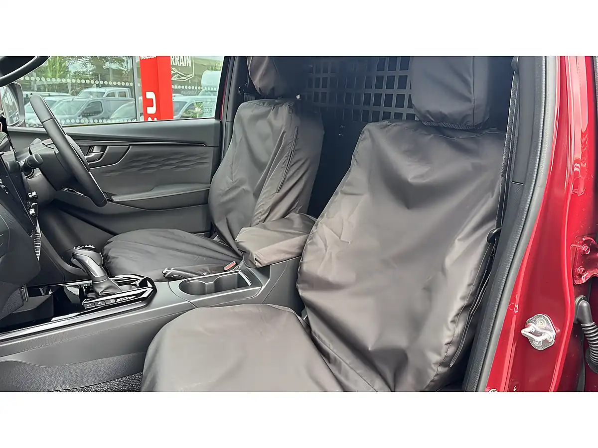 Used 2025 Isuzu D-Max V-Cross Commercial Red - Interior and Exterior details 2