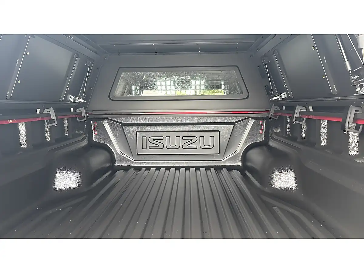 Used 2025 Isuzu D-Max V-Cross Commercial Red - Interior and Exterior details 4