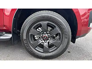 Used 2025 Isuzu D-Max V-Cross Commercial Red - Interior and Exterior details 7