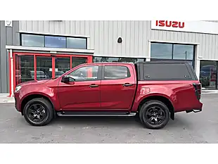 Used 2025 Isuzu D-Max V-Cross Commercial Red - Interior and Exterior details 8