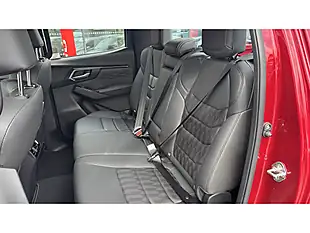 Used 2025 Isuzu D-Max V-Cross D/C Red Spinal Mica - Interior and Exterior details 10