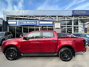 Used 2025 Isuzu D-Max V-Cross Spinel Red - Interior and Exterior details 2
