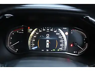Used 2025 Isuzu D-Max V-Cross Steel Edition Grey - Interior and Exterior details 10
