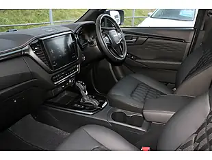 Used 2025 Isuzu D-Max V-Cross Steel Edition Grey - Interior and Exterior details 17
