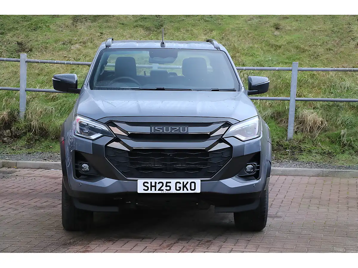 Used 2025 Isuzu D-Max V-Cross Steel Edition Grey - Interior and Exterior details 2
