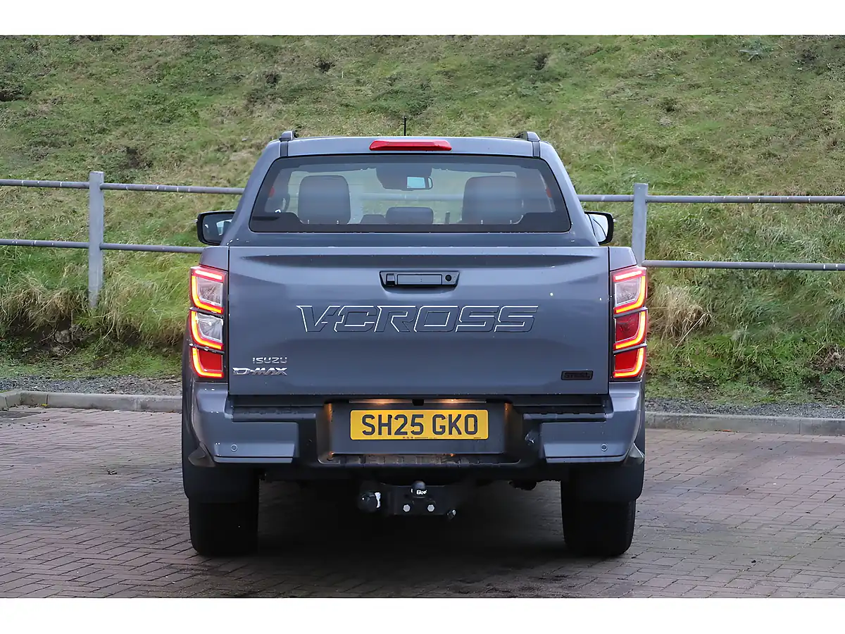 Used 2025 Isuzu D-Max V-Cross Steel Edition Grey - Interior and Exterior details 4