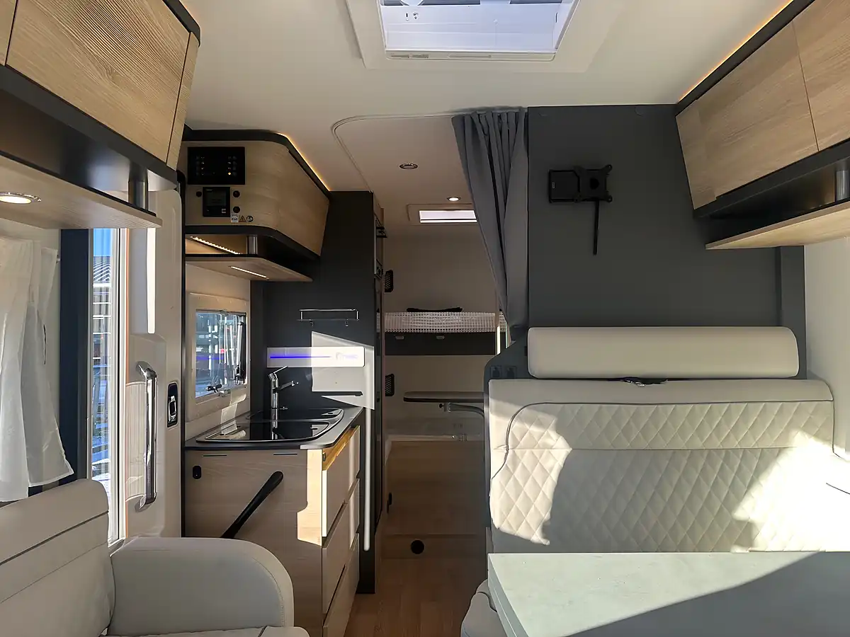 Used 2025 Itineo Famili Compact CS660 - Interior and Exterior details 9