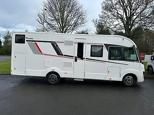 2025 Itineo SB740 Advance Edition