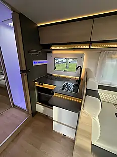 Used 2025 Itineo SB740 Advance Edition - Interior and Exterior details 13