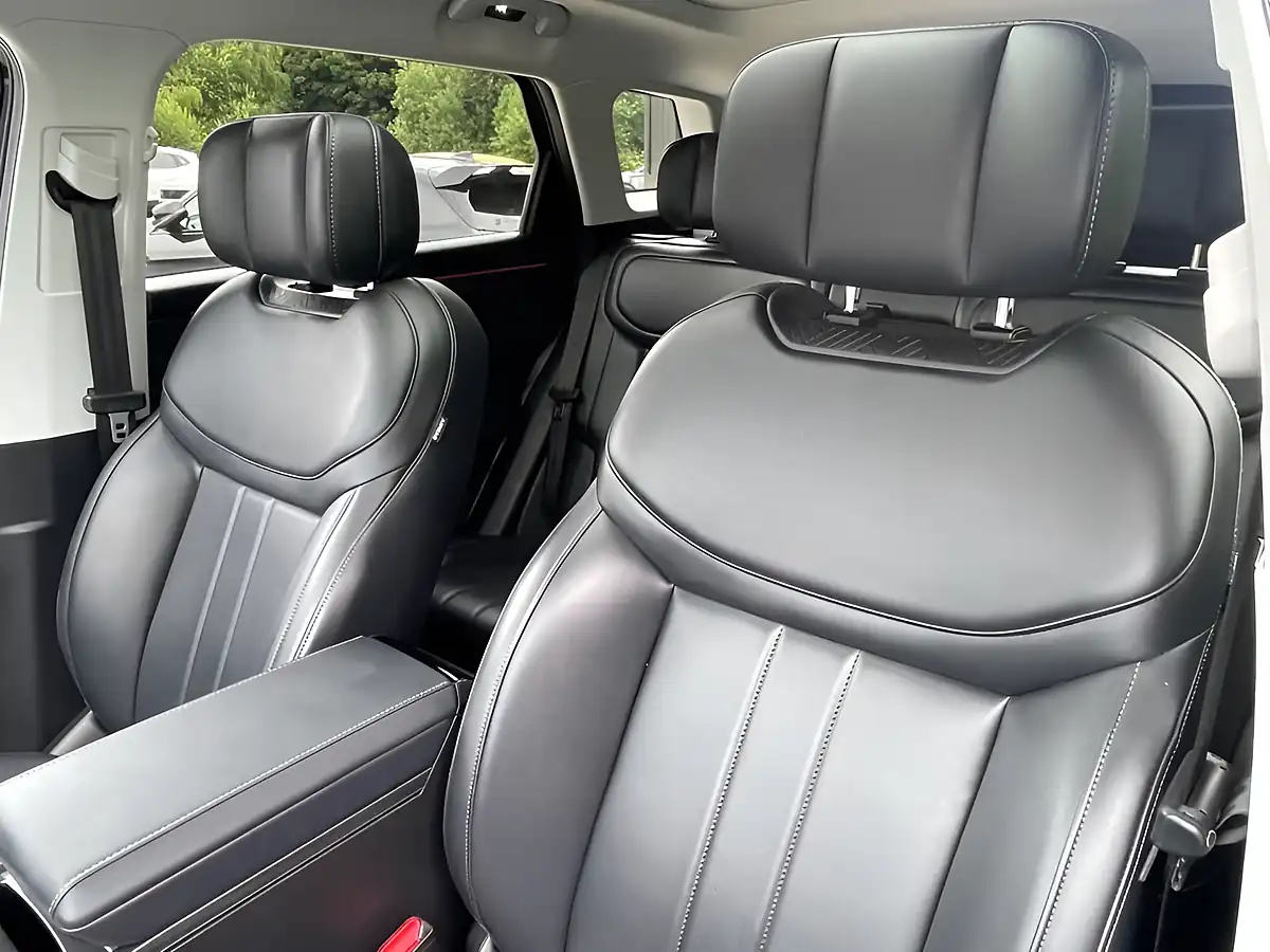 Used 2025 Jaecoo 7 Deluxe Black - Interior and Exterior details 7