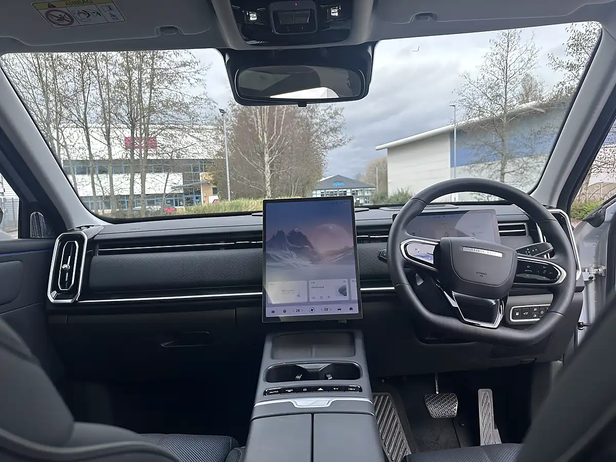 Used 2025 Jaecoo 7 Luxury Silver - Interior and Exterior details 6