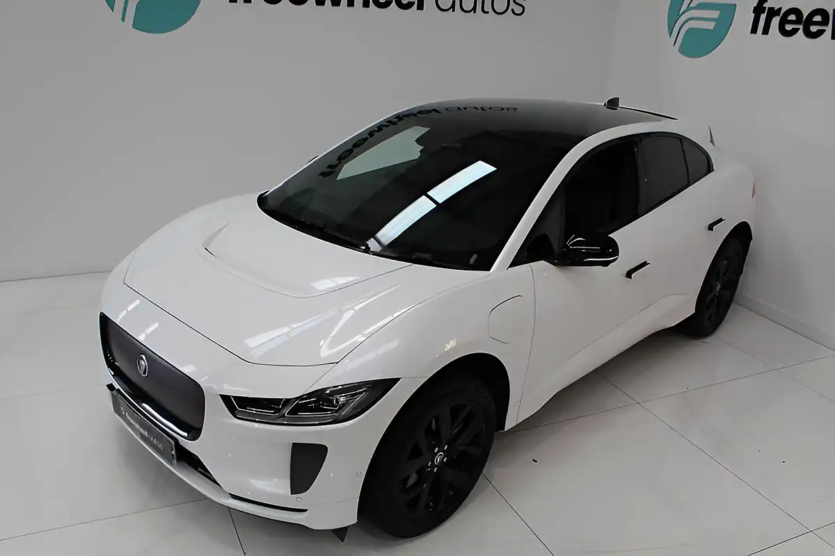Used 2025 Jaguar I-Pace R-Dynamic Hse Black White - Interior and Exterior details 10
