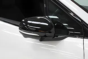 Used 2025 Jaguar I-Pace R-Dynamic Hse Black White - Interior and Exterior details 15