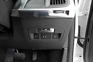 Used 2025 Jaguar I-Pace R-Dynamic Hse Black White - Interior and Exterior details 17