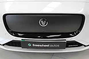 Used 2025 Jaguar I-Pace R-Dynamic Hse Black White - Interior and Exterior details 7