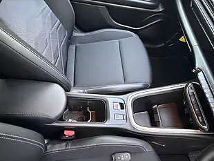 Used 2025 Jeep Avenger Altitude Grey - Interior and Exterior details 19