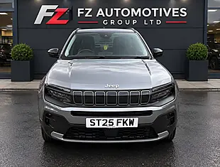 Used 2025 Jeep Avenger Altitude Grey - Interior and Exterior details 3