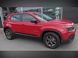 Used 2025 Jeep Avenger Altitude Red - Interior and Exterior details 3