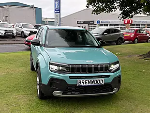 Used 2025 Jeep Avenger Altitude Silver - Interior and Exterior details 2