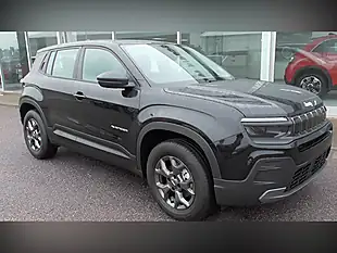 Used 2025 Jeep Avenger Longitude Black - Interior and Exterior details 3