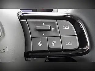 Used 2025 Jeep Avenger Longitude Grey - Interior and Exterior details 7