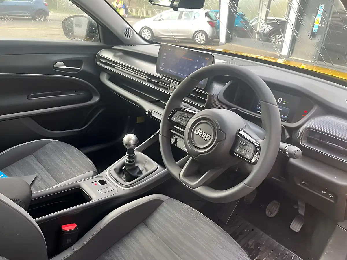 Used 2025 Jeep Avenger Longitude Yellow - Interior and Exterior details 8
