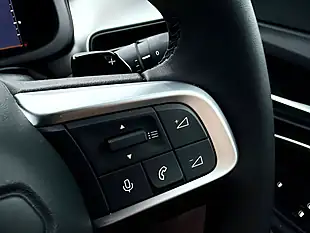 Used 2025 Jeep Avenger Summit Red - Interior and Exterior details 16
