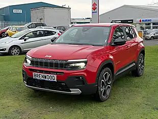 Used 2025 Jeep Avenger Summit Red - Interior and Exterior details 3
