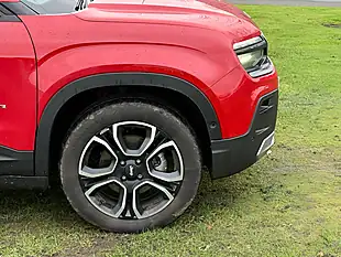 Used 2025 Jeep Avenger Summit Red - Interior and Exterior details 9