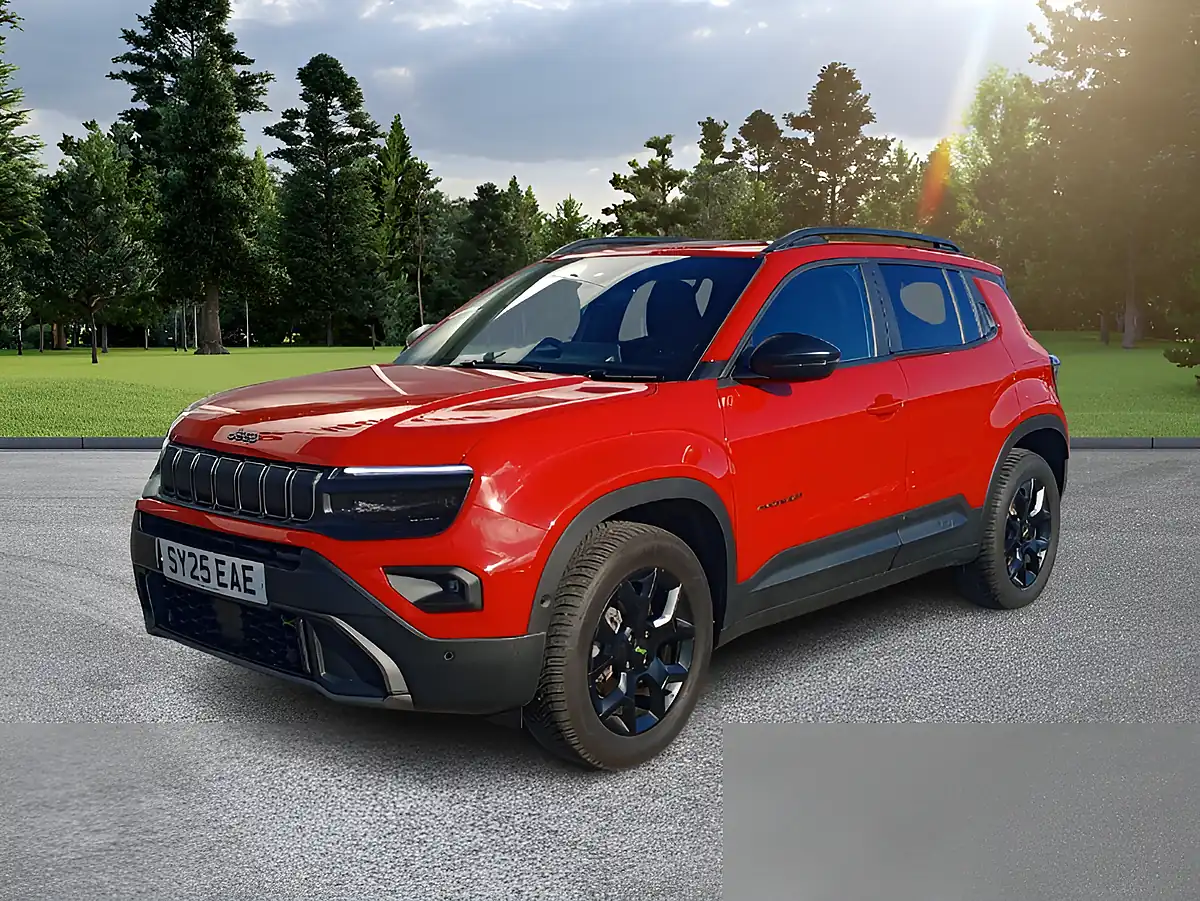 Used 2025 Jeep Avenger Upland Red - Front View