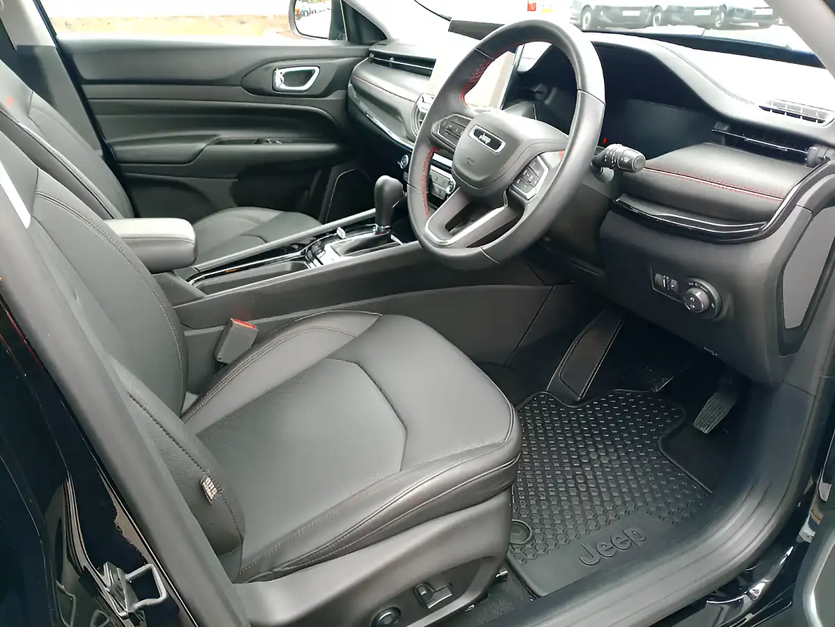 Used 2025 Jeep Compass Trailhawk Black - Interior and Exterior details 10