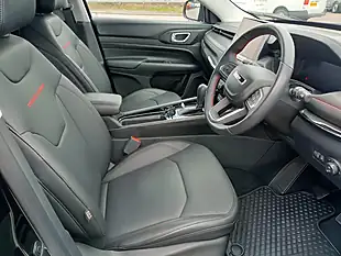 Used 2025 Jeep Compass Trailhawk Black - Interior and Exterior details 12