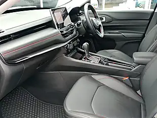 Used 2025 Jeep Compass Trailhawk Black - Interior and Exterior details 20