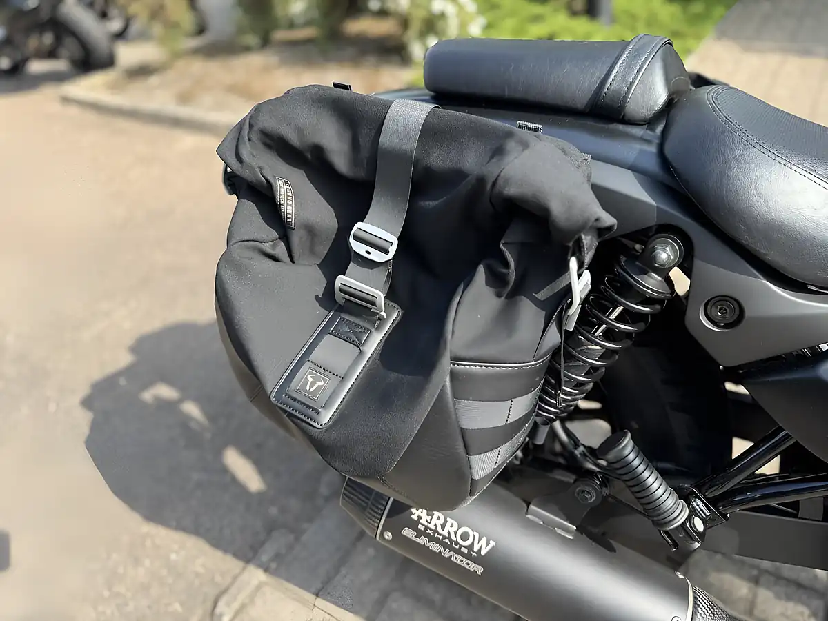 Used 2025 Kawasaki El 450 Brfnn Grey - Interior and Exterior details 12