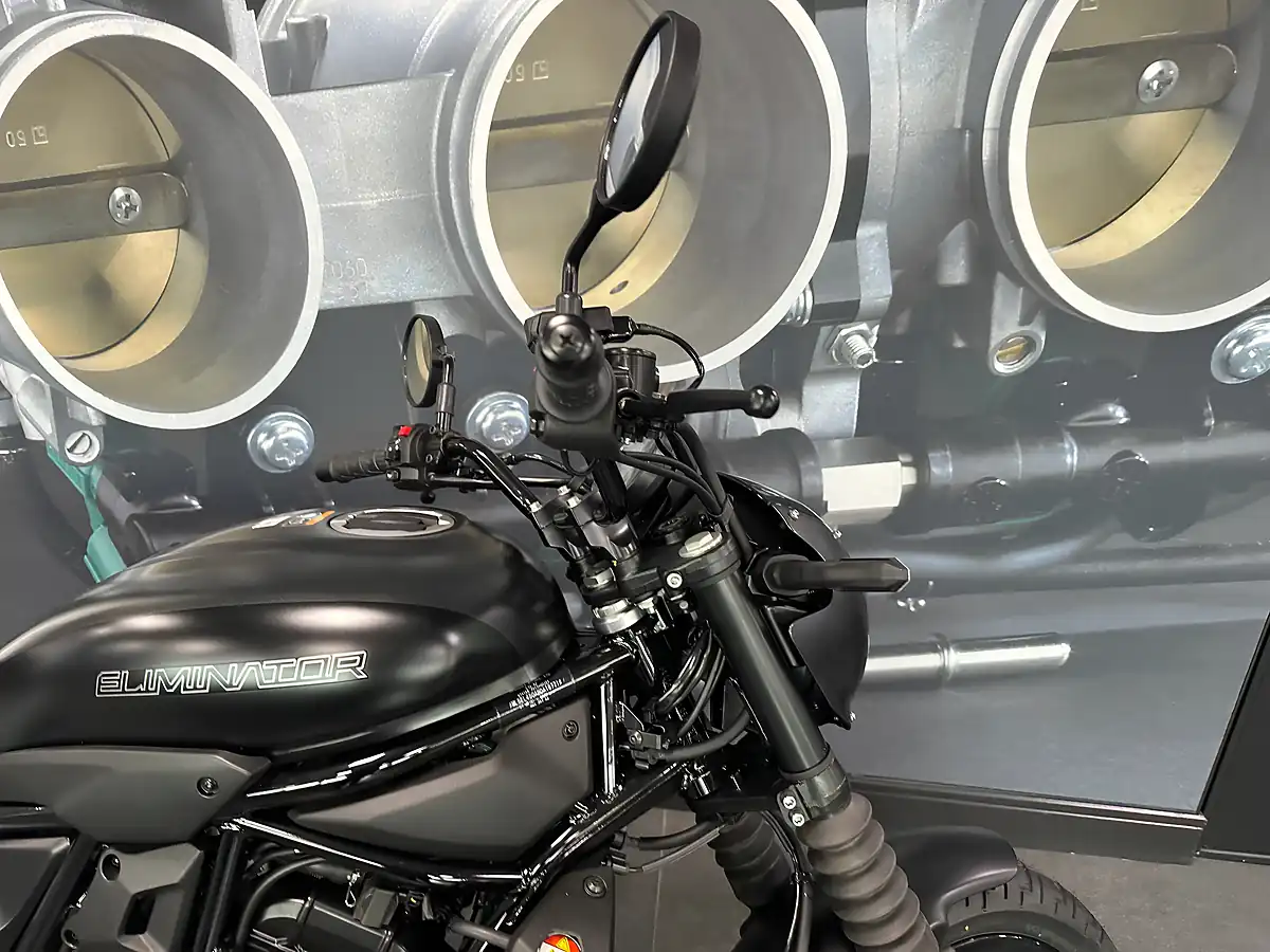 Used 2025 Kawasaki Eliminator 500 Se - Interior and Exterior details 3