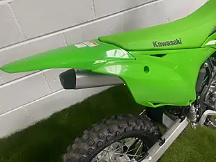 Used 2025 Kawasaki KX112 Green - Interior and Exterior details 12