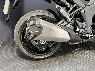 Used 2025 Kawasaki Ninja 1000SX - Interior and Exterior details 11