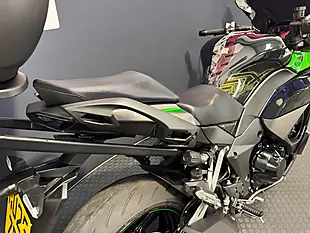 Used 2025 Kawasaki Ninja 1000SX - Interior and Exterior details 12