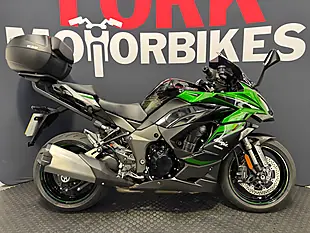 Used 2025 Kawasaki Ninja 1000SX - Interior and Exterior details 3