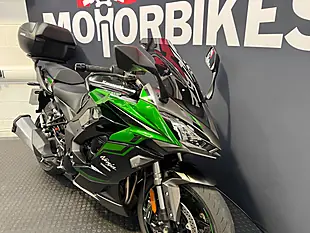Used 2025 Kawasaki Ninja 1000SX - Interior and Exterior details 6