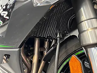 Used 2025 Kawasaki Ninja 1000SX - Interior and Exterior details 9
