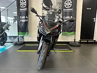 Used 2025 Kawasaki Ninja 1100 Sx Se Grey - Interior and Exterior details 10