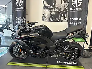 Used 2025 Kawasaki Ninja 1100 Sx Se Grey - Interior and Exterior details 11