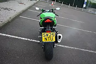 Used 2025 Kawasaki Ninja ZX-6R Ex-Demo Green/Black/White - Interior and Exterior details 8