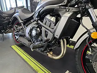 Used 2025 Kawasaki Vulcan S Black - Interior and Exterior details 5