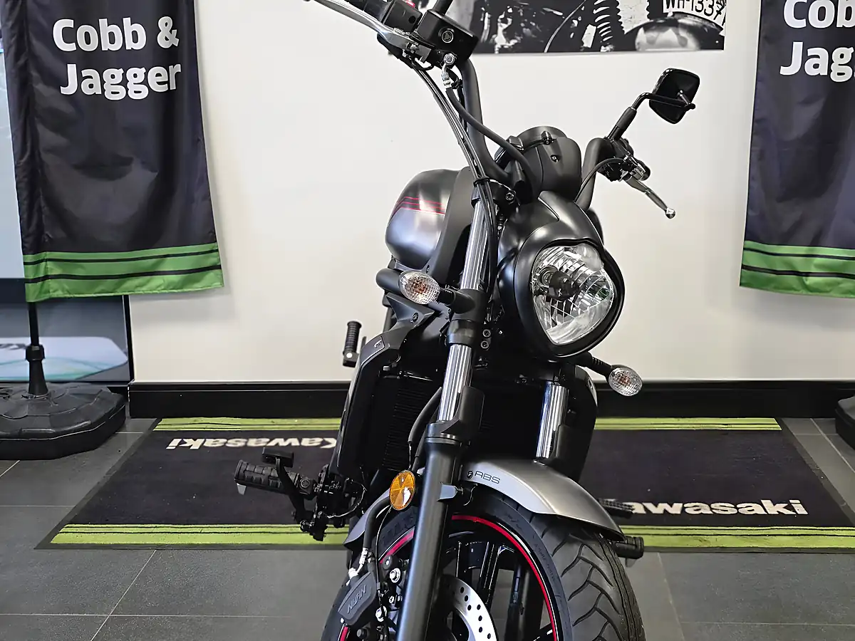 Used 2025 Kawasaki Vulcan S Black - Interior and Exterior details 7